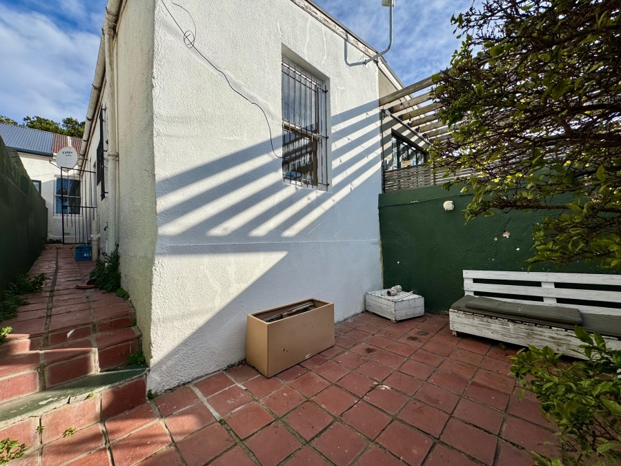 3 Bedroom Property for Sale in Woodstock Western Cape
